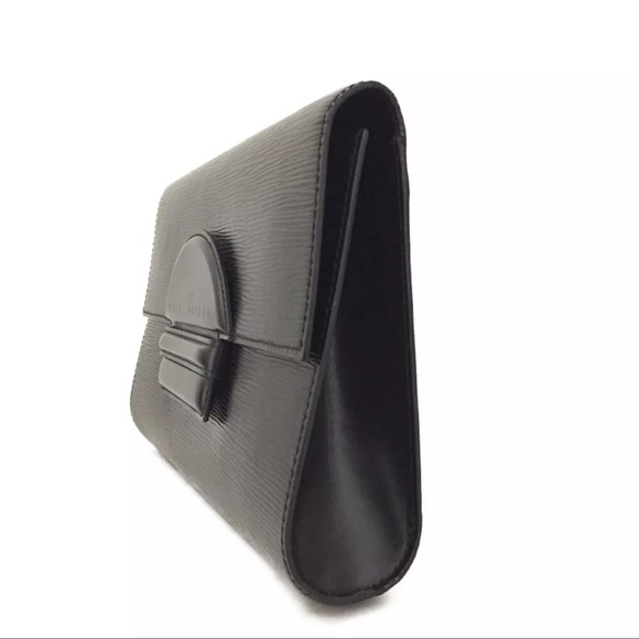 Authentic LOUIS VUITTON Chaillot Black Epi Leather Clutch Bag - Picture 6 of 14